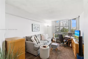 19195 NE 36th Ct, Aventura, FL 33180 - Photo 10