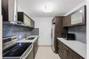 3625 N Country Club Dr, Aventura, FL 33180 - Photo 1