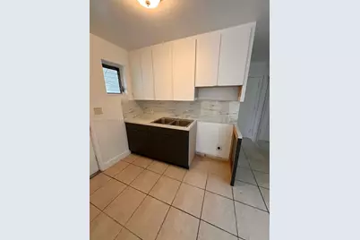 408 NW 8th St #408, Hallandale Beach, FL 33009 - Photo 8