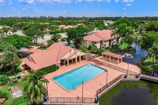 5661 Riverside Dr, Coral Springs, FL 33067 - Photo 14