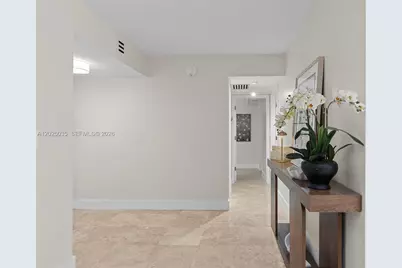 155 Ocean Lane Dr #205, Key Biscayne, FL 33149 - Photo 14