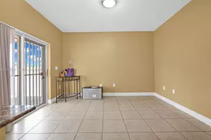 1396 W 30th St, Hialeah, FL 33012 - Photo 32