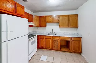 1664 SW 2nd Ct, Homestead, FL 33030 - Photo 6