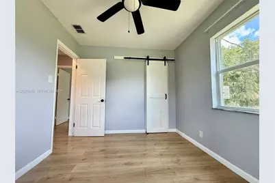 4030 SW 28th St, West Park, FL 33023 - Photo 8