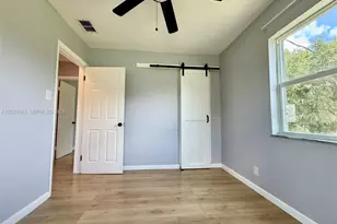 4030 SW 28th St, West Park, FL 33023 - Photo 8