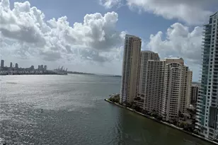 300 S Biscayne Blvd, Miami, FL 33131 - Photo 20