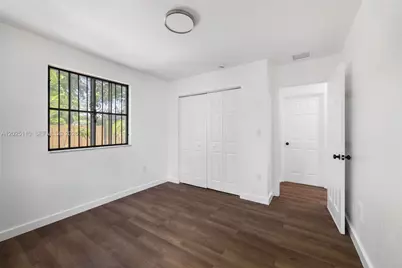 10204 SW 173rd St, Miami, FL 33157 - Photo 12
