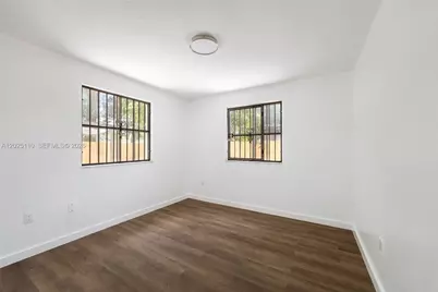 10204 SW 173rd St, Miami, FL 33157 - Photo 16