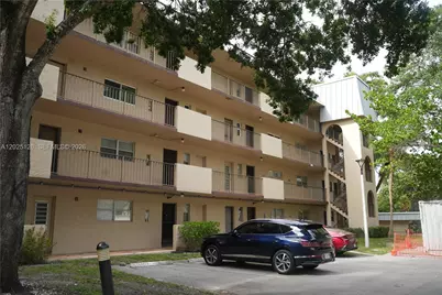 6001 N Falls Cir Dr #203, Lauderhill, FL 33319 - Photo 2
