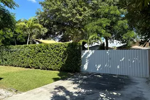 2359 NW 32nd St, Miami, FL 33142 - Photo 4