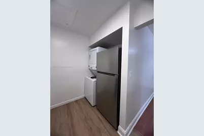 2570 W 67th Pl #21-2, Hialeah, FL 33016 - Photo 2