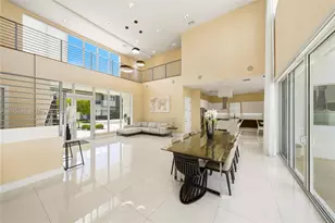 7525 NW 103rd Pl, Doral, FL 33178 - Photo 14