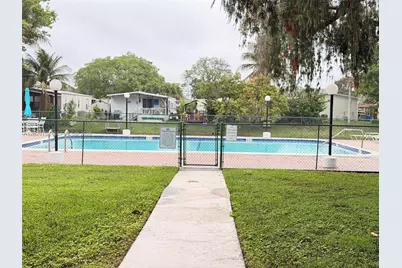 6503 Winfield Blvd #111-D, Margate, FL 33063 - Photo 6