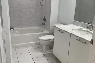 950 Brickell Bay Dr, Miami, FL 33131 - Photo 16
