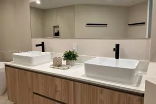 6301 Collins Ave, Miami Beach, FL 33141 - Photo 8