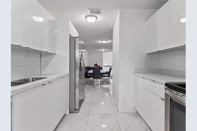 10769 SW 146th St, Miami, FL 33176 - Photo 6