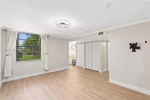 671 NE 195th St, Miami, FL 33179 - Photo 12