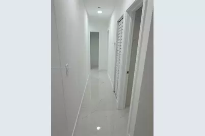 18520 NW 42nd Pl, Miami Gardens, FL 33055 - Photo 10