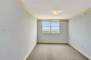 1625 Kennedy Causeway, North Bay Village, FL 33141 - Photo 28