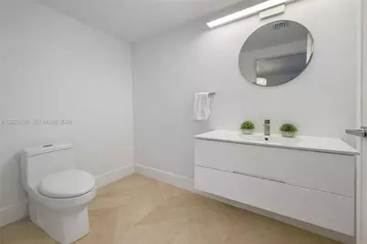 1300 Brickell Bay Dr #3408, Miami, FL 33131 - Photo 12