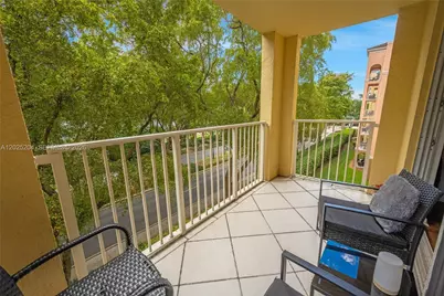 19555 E Country Club Dr #8408, Aventura, FL 33180 - Photo 10