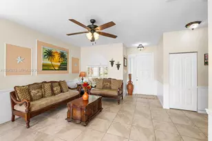 116 Berenger Walk, Royal Palm Beach, FL 33414 - Photo 2