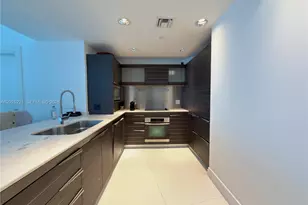 200 Biscayne Blvd Way, Miami, FL 33131 - Photo 4
