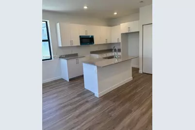 64 NW 10th Ter #64, Florida City, FL 33034 - Photo 8