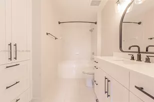 133 NE 2nd Ave, Miami, FL 33132 - Photo 6