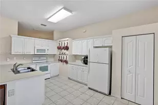 2655 Dunwoodie Pl, Homestead, FL 33035 - Photo 20