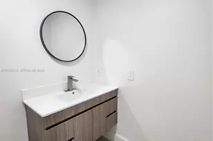 7785 W 30th Ct, Hialeah, FL 33018 - Photo 24