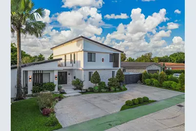 8761 SW 56th St, Miami, FL 33165 - Photo 8