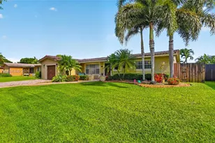 10651 NW 19th Pl, Pembroke Pines, FL 33026 - Photo 26