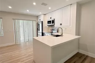 9832 NW 9th Ct, Plantation, FL 33324 - Photo 6