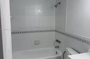 251 NW 177th St, Miami Gardens, FL 33169 - Photo 8