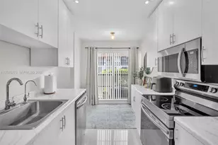 9764 NW 14th St, Coral Springs, FL 33071 - Photo 18