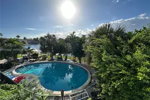 455 Golden Isles Dr, Hallandale Beach, FL 33009 - Photo 16