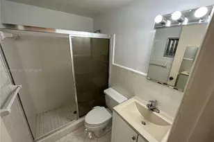 455 Golden Isles Dr, Hallandale Beach, FL 33009 - Photo 14