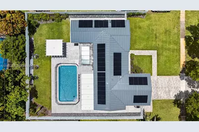 410 SW 55th Ave, Plantation, FL 33317 - Photo 2