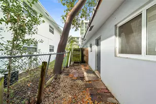 446 SW 4th Ave, Fort Lauderdale, FL 33315 - Photo 10