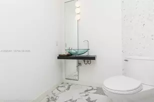 200 Biscayne Blvd Way, Miami, FL 33131 - Photo 12