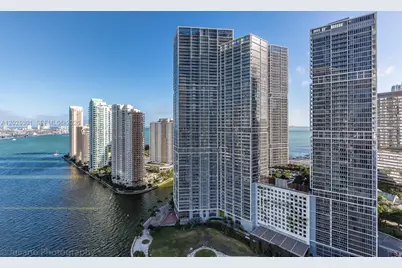 200 Biscayne Boulevard Way #3102, Miami, FL 33131 - Photo 2