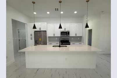 4007 E 13 St, Lehigh Acres, FL 33972 - Photo 4