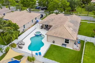13404 NW 13th St, Pembroke Pines, FL 33028 - Photo 38