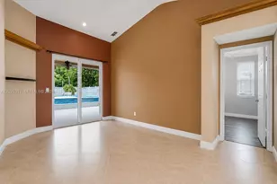 13404 NW 13th St, Pembroke Pines, FL 33028 - Photo 10