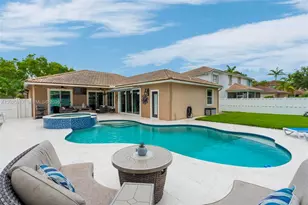 13404 NW 13th St, Pembroke Pines, FL 33028 - Photo 2