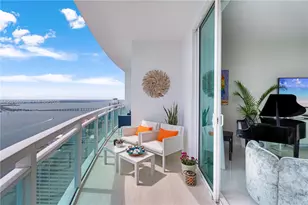 950 Brickell Bay Dr, Miami, FL 33131 - Photo 4