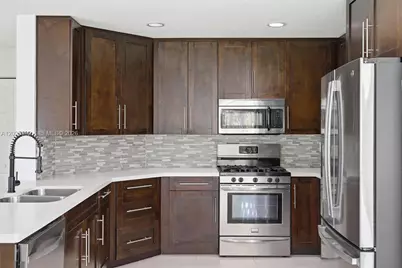 2 Gables Blvd, Weston, FL 33326 - Photo 14