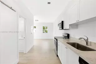 628 Santander Ave, Coral Gables, FL 33134 - Photo 12