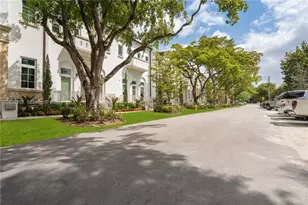 628 Santander Ave, Coral Gables, FL 33134 - Photo 1